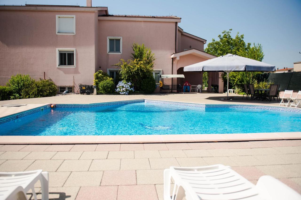 Villa Miriam Family Apartment Međugorje Екстериор снимка